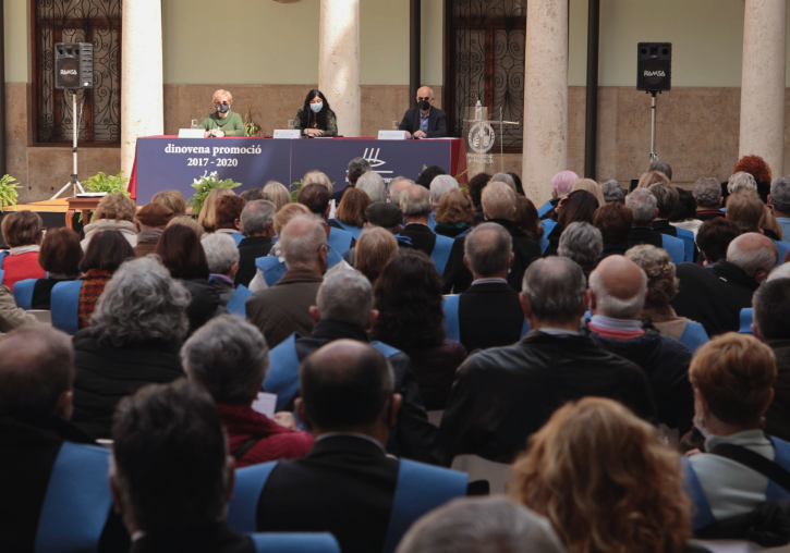 Acte de lliurament de diplomes de La Nau Gran.